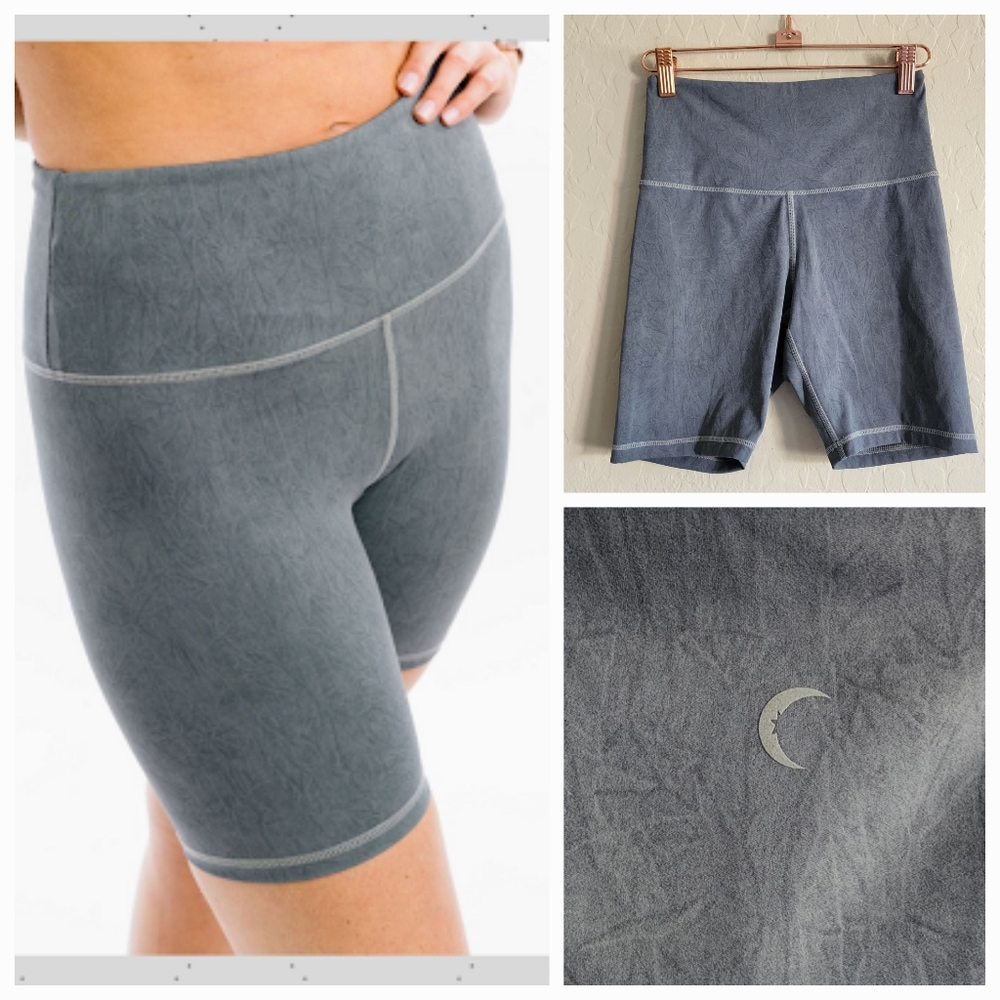 Zyia Soft n Snug Hustle Shorts Gray Granite XS